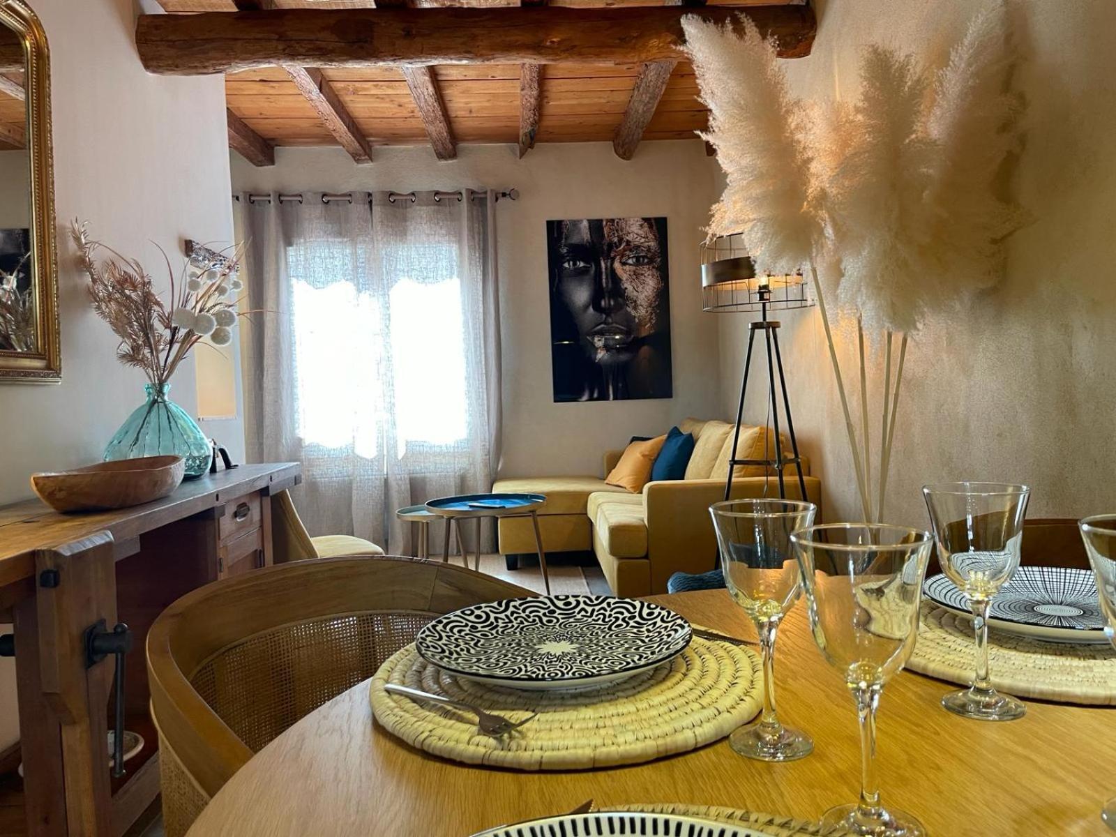 Maison Cosy, 2 Chambres, Adossee Aux Remparts Aigues-Mortes Luaran gambar