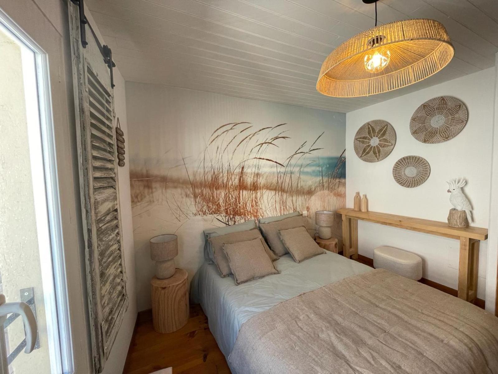 Maison Cosy, 2 Chambres, Adossee Aux Remparts Aigues-Mortes Luaran gambar